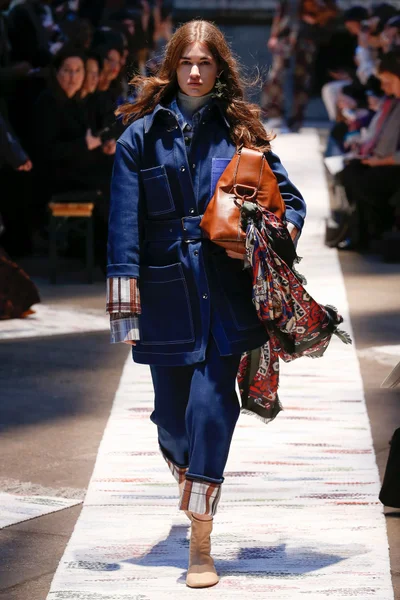 Look 21